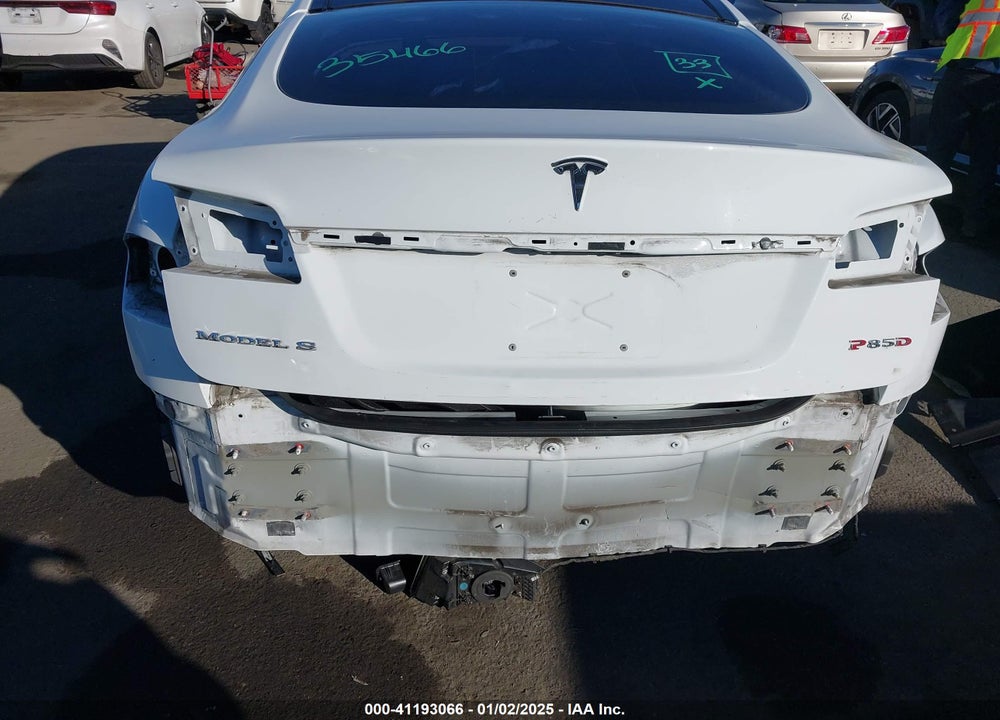 2015 TESLA MODEL S VIN: 5YJSA1S14FFP78149