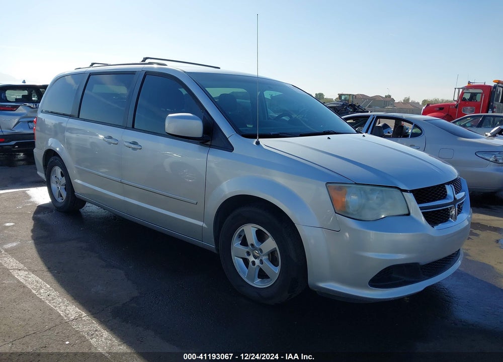 2011 DODGE GRAND CARAVAN MAINSTREET VIN: 2D4RN3DG1BR762492