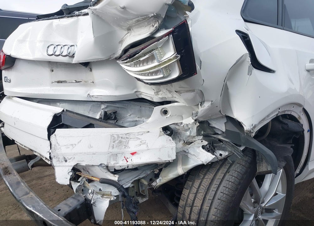2018 AUDI Q3 2.0T PREMIUM/2.0T SPORT PREMIUM VIN: WA1BCCFSXJR025098