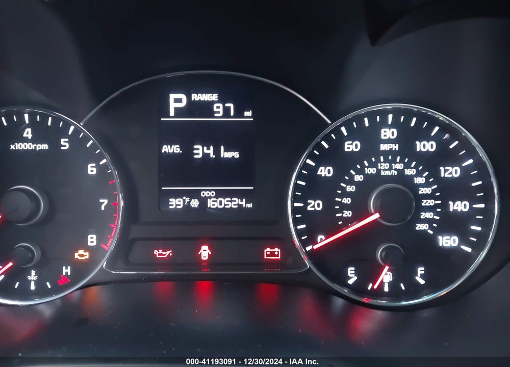 2017 KIA FORTE VIN: 3KPFK4A70HE113036