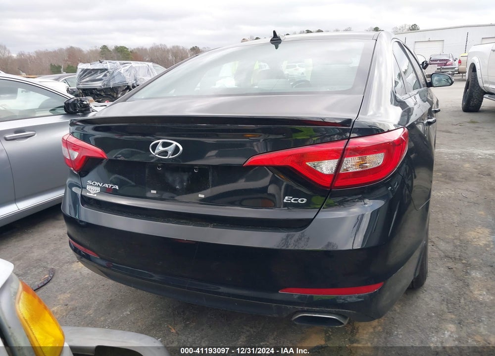 2015 HYUNDAI SONATA ECO VIN: 5NPE24AA9FH118087