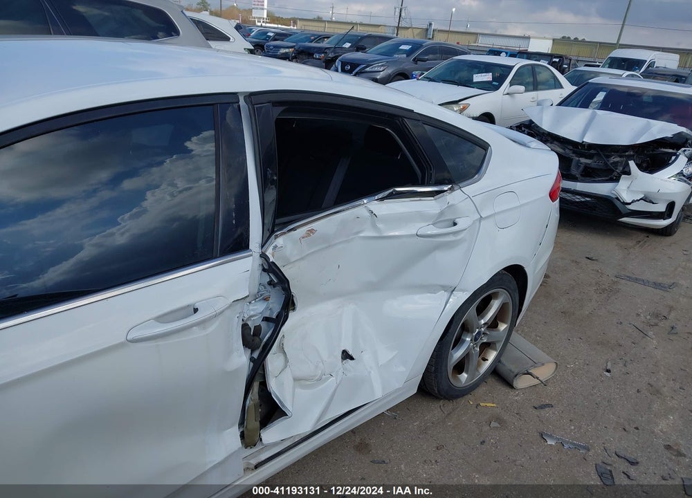 2014 FORD FUSION VIN: 3FA6P0HD8ER135687