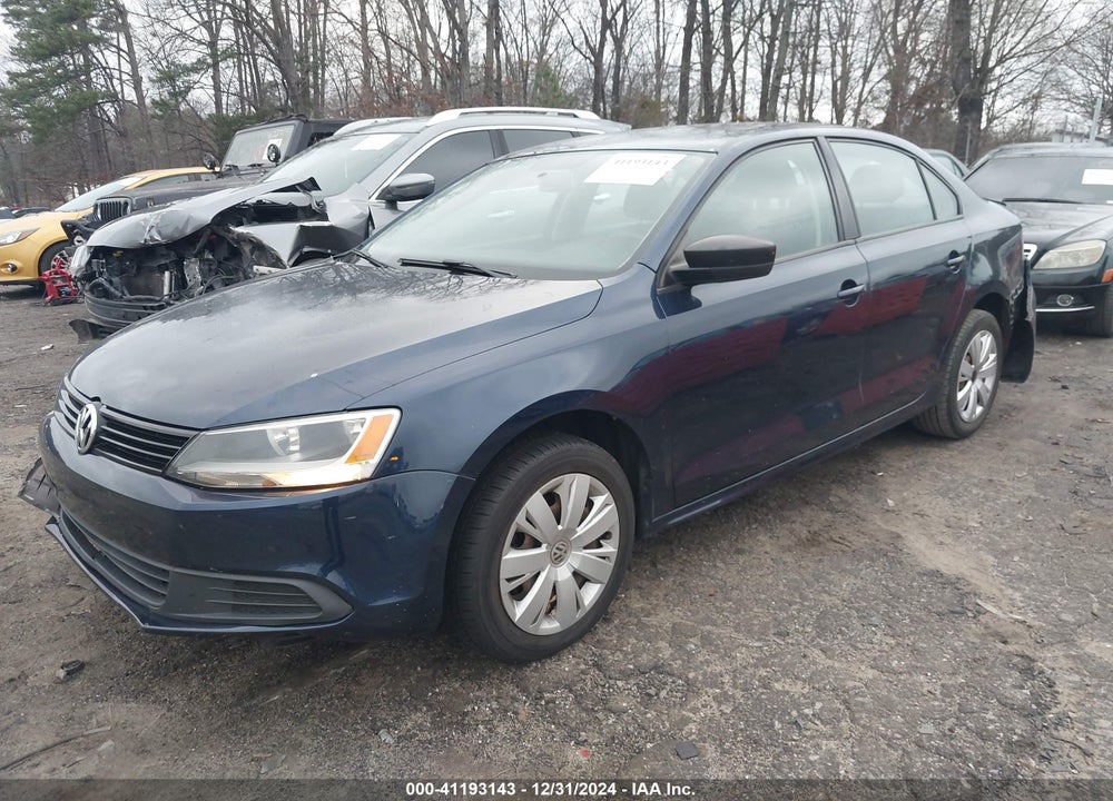 2011 VOLKSWAGEN JETTA 2.0L S VIN: 3VW2K7AJ2BM096410