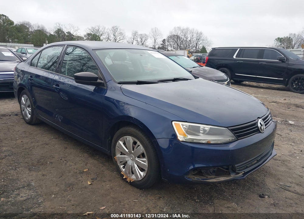 2011 VOLKSWAGEN JETTA 2.0L S VIN: 3VW2K7AJ2BM096410