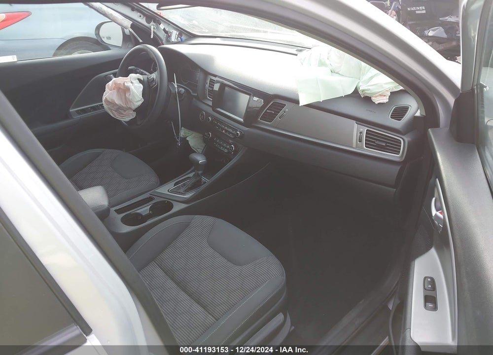 2019 KIA NIRO LX VIN: KNDCB3LC1K5235320