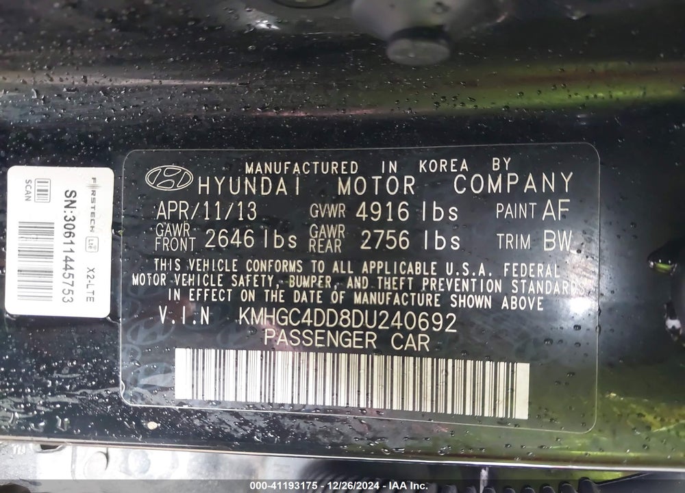 2013 HYUNDAI GENESIS VIN: KMHGC4DD8DU240692