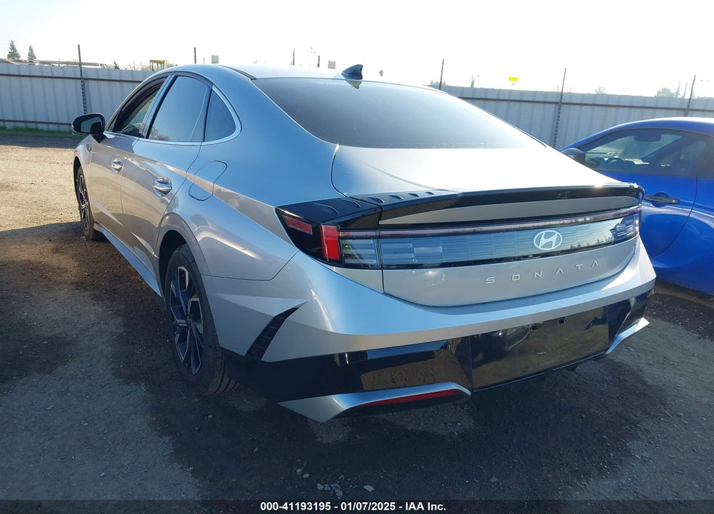 2024 HYUNDAI SONATA VIN: KMHL64JA5RA420334