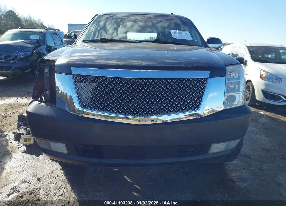 2011 CADILLAC ESCALADE LUXURY VIN: 1GYS4BEF5BR216019
