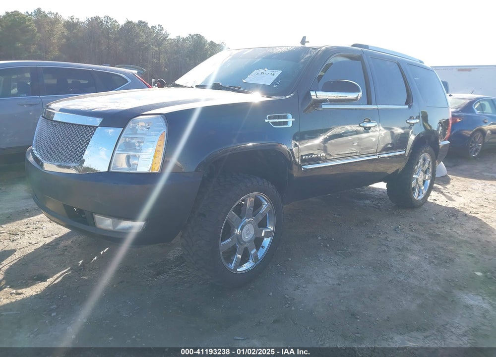 2011 CADILLAC ESCALADE LUXURY VIN: 1GYS4BEF5BR216019