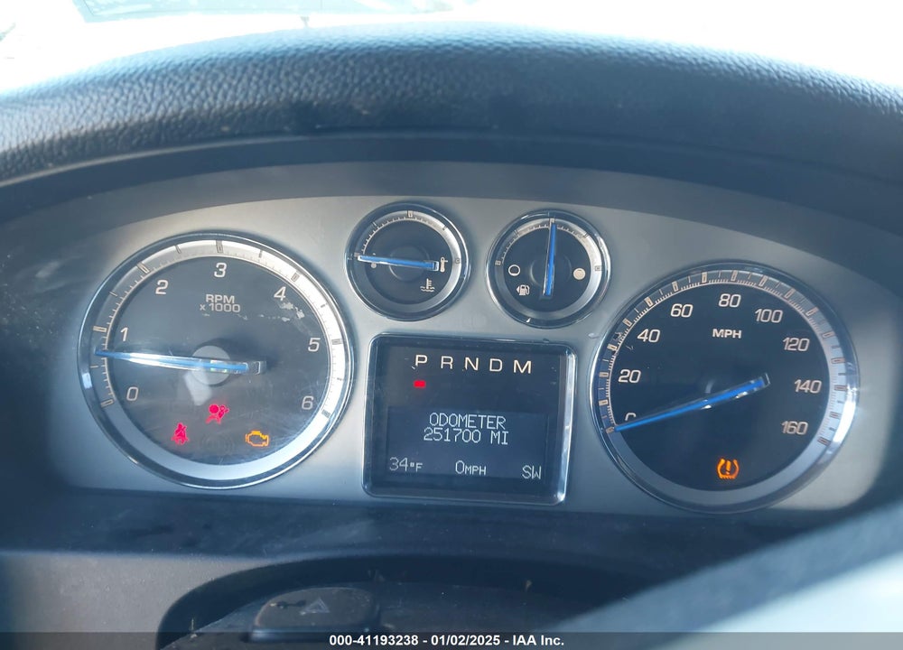 2011 CADILLAC ESCALADE LUXURY VIN: 1GYS4BEF5BR216019