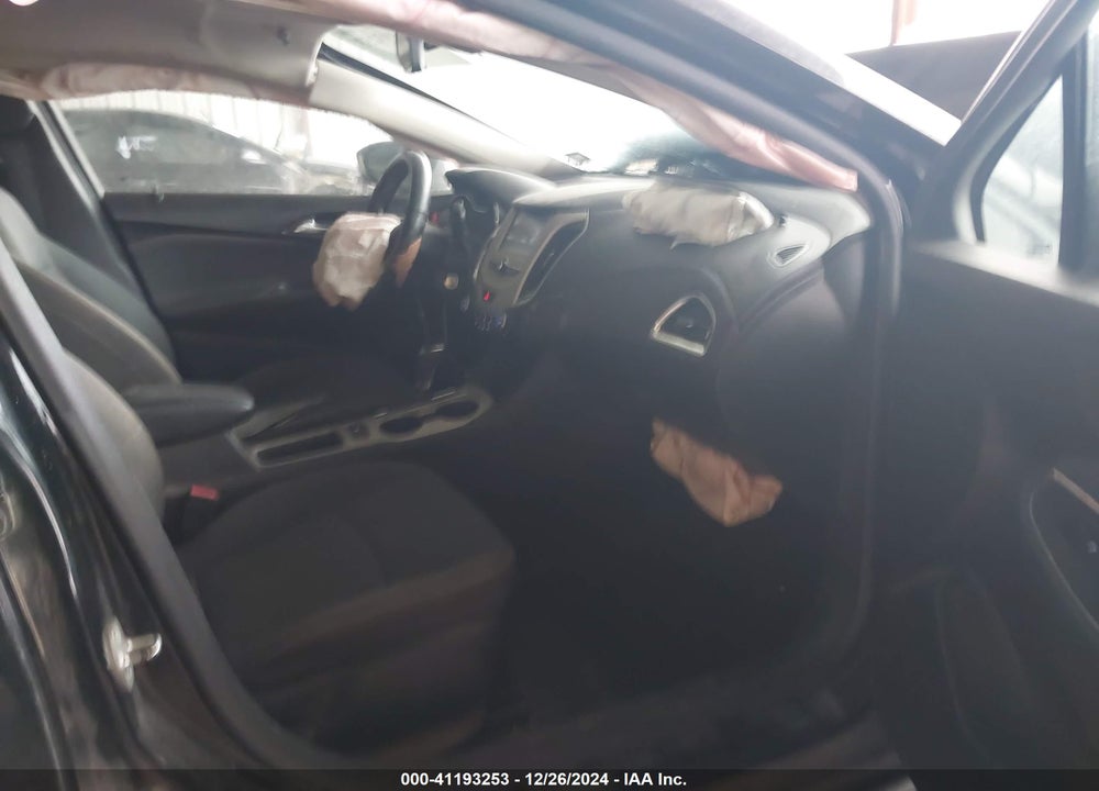 2018 CHEVROLET CRUZE VIN: 1G1BC5SM4J7175379