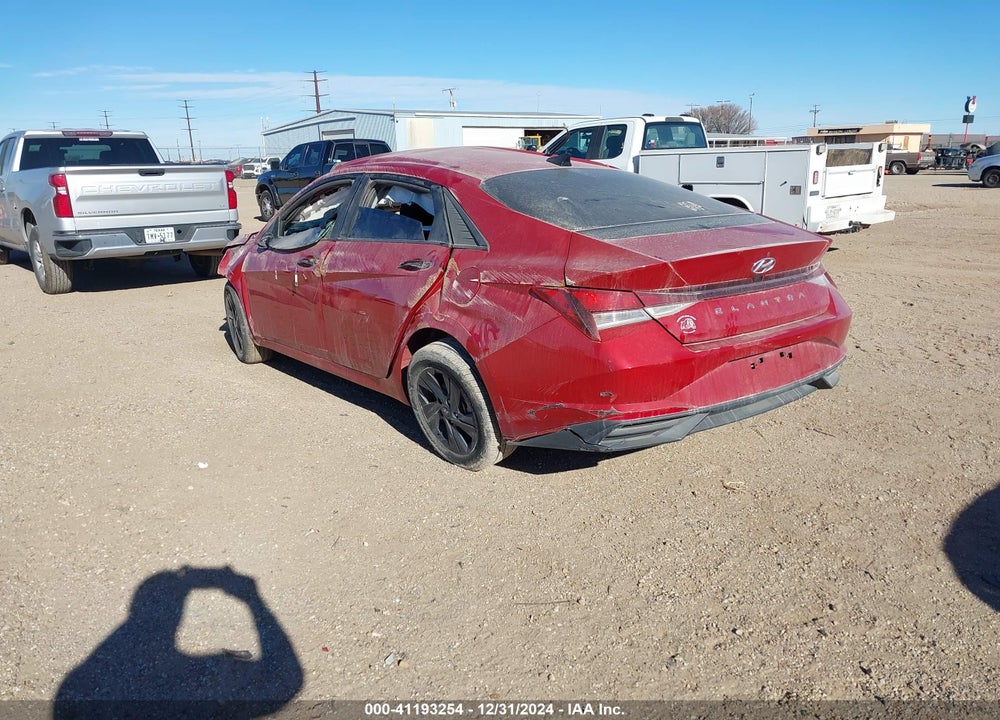 2022 HYUNDAI ELANTRA VIN: KMHLM4AG5NU226146