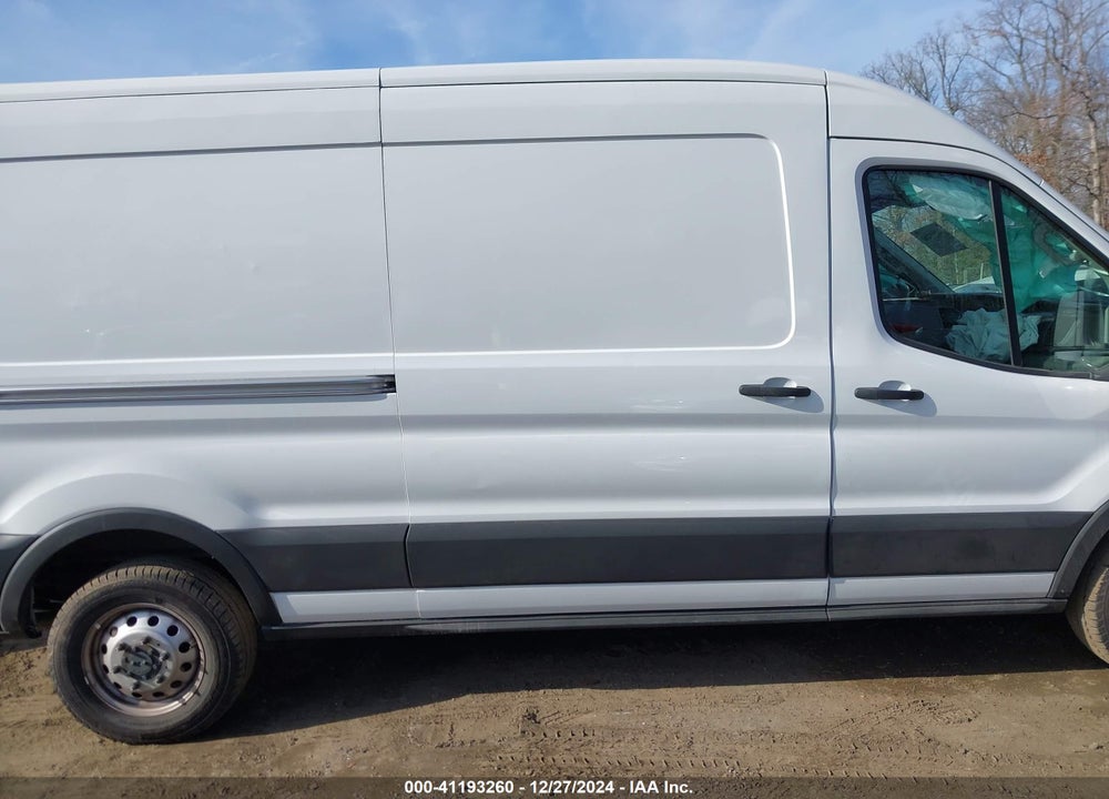 2024 FORD TRANSIT-250 VIN: 1FTBR2C81RKA72192