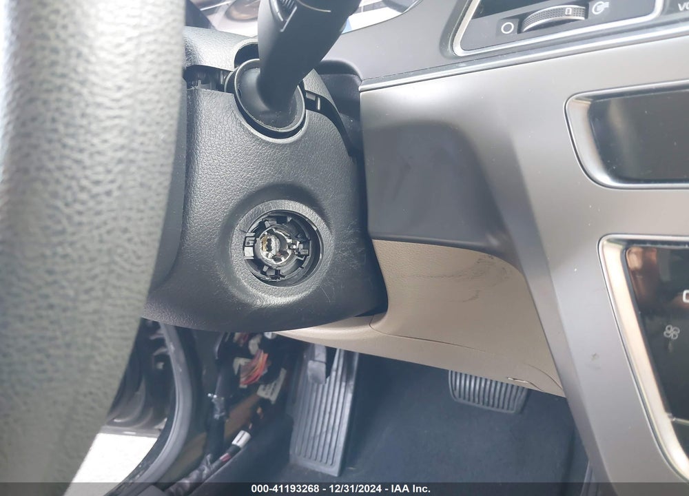 2015 HYUNDAI SONATA VIN: 5NPE24AF5FH167444