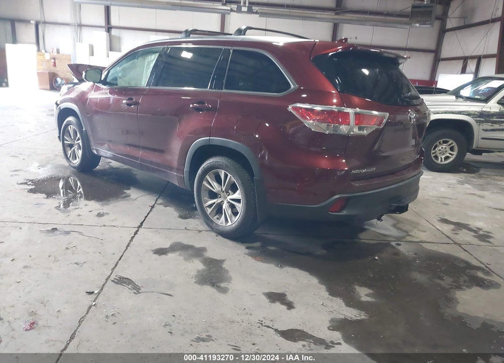 2015 TOYOTA HIGHLANDER XLE V6 VIN: 5TDJKRFH9FS076354