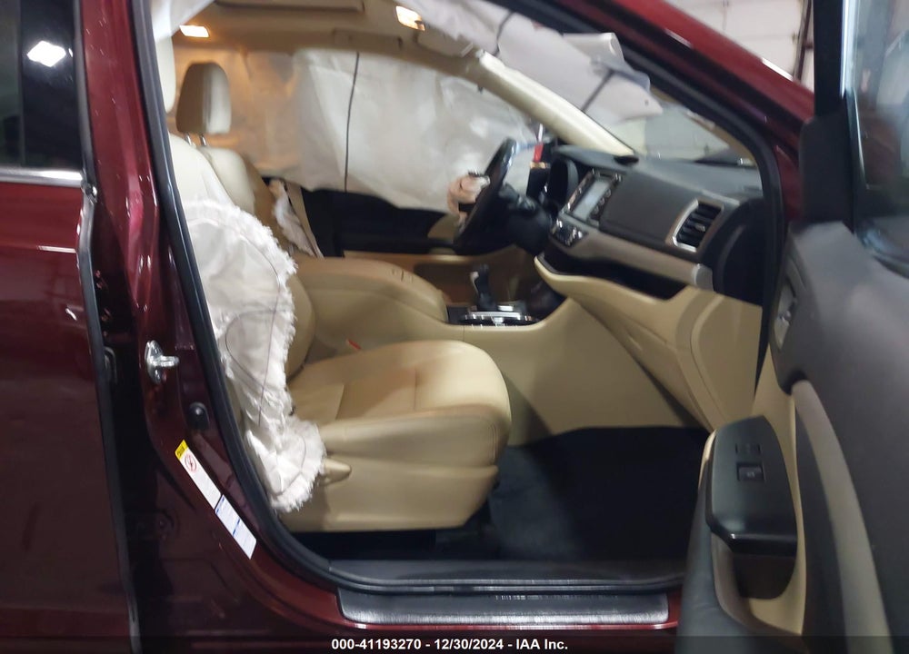 2015 TOYOTA HIGHLANDER XLE V6 VIN: 5TDJKRFH9FS076354