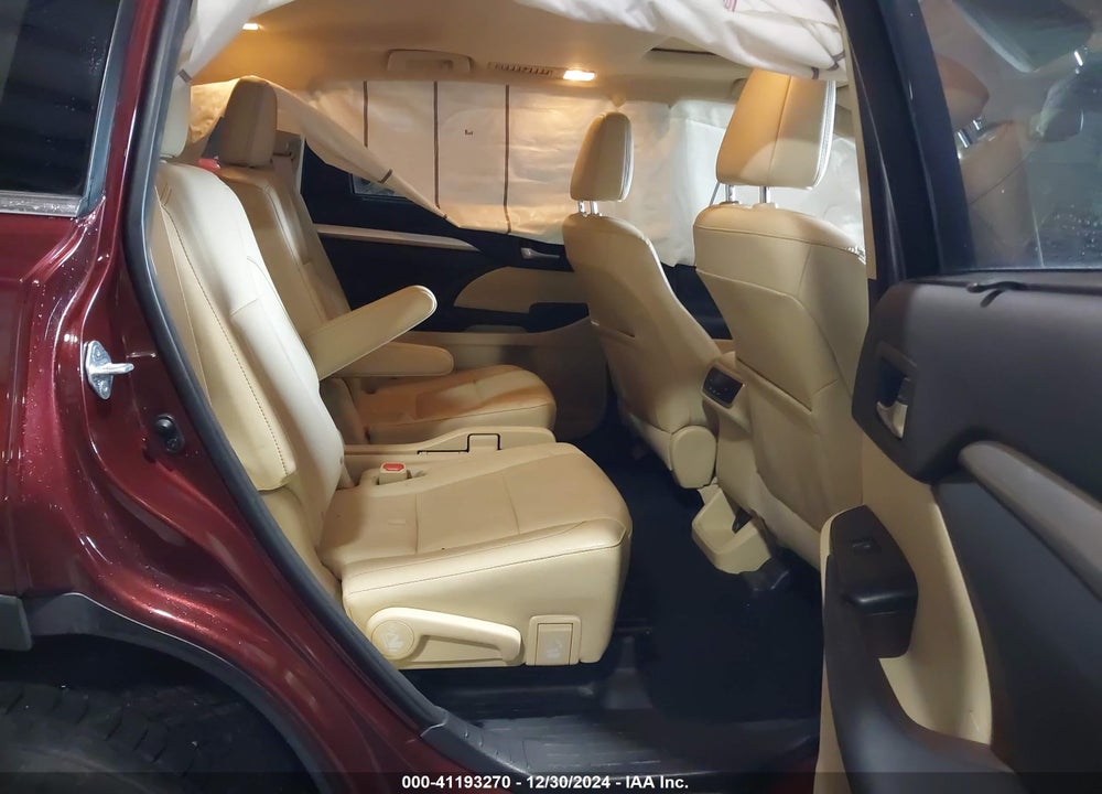 2015 TOYOTA HIGHLANDER XLE V6 VIN: 5TDJKRFH9FS076354