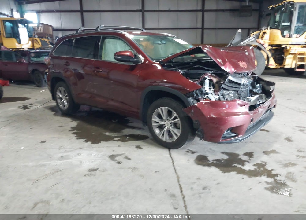 2015 TOYOTA HIGHLANDER XLE V6 VIN: 5TDJKRFH9FS076354