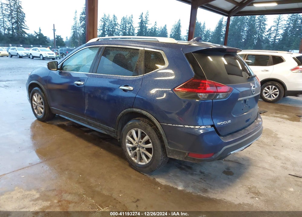 2018 NISSAN ROGUE SV VIN: KNMAT2MT9JP509721