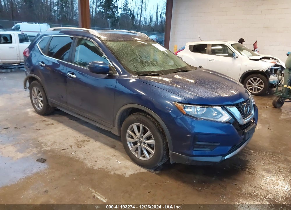 2018 NISSAN ROGUE SV VIN: KNMAT2MT9JP509721
