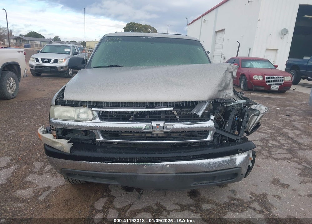2001 CHEVROLET SUBURBAN 1500 LS VIN: 3GNEC16T41G182391