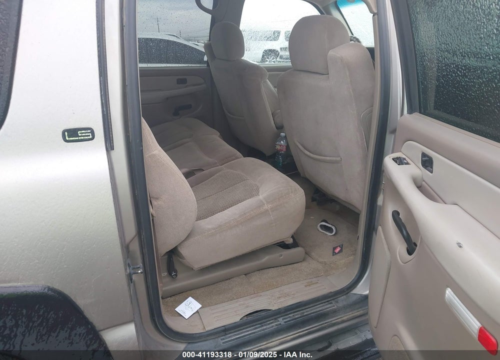 2001 CHEVROLET SUBURBAN 1500 LS VIN: 3GNEC16T41G182391