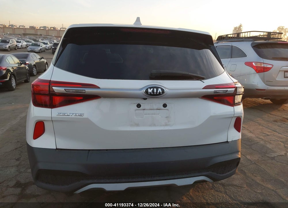 2021 KIA SELTOS LX VIN: KNDEPCAA1M7197090