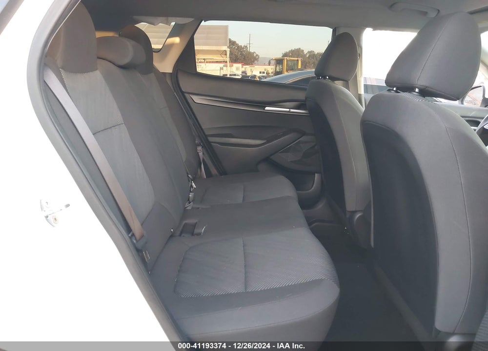 2021 KIA SELTOS LX VIN: KNDEPCAA1M7197090