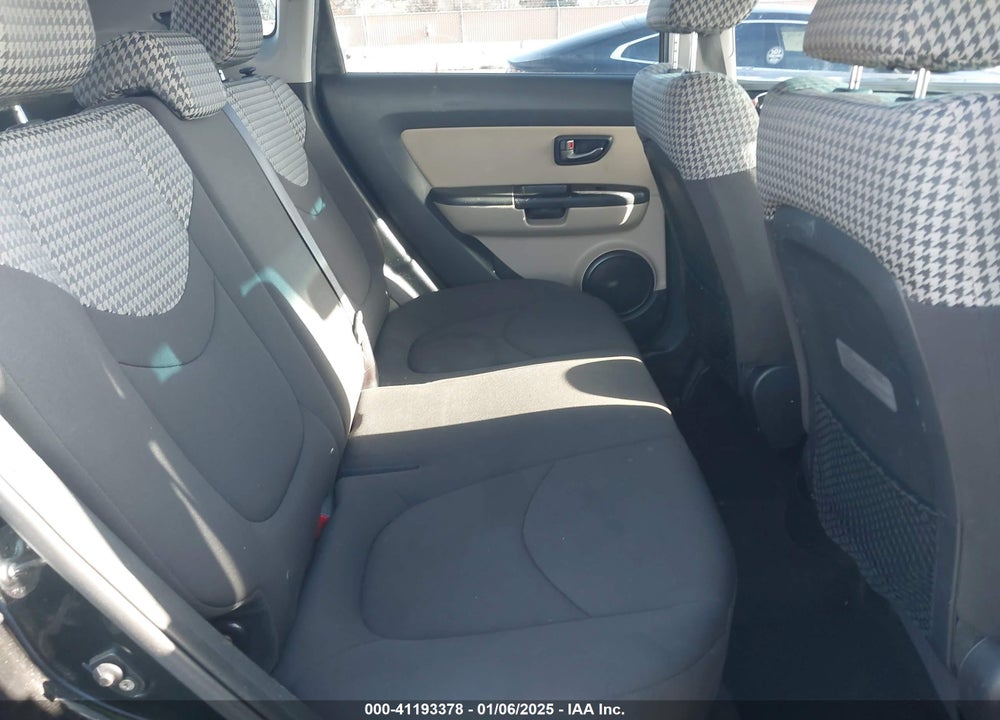 2011 KIA SOUL VIN: KNDJT2A23B7277209