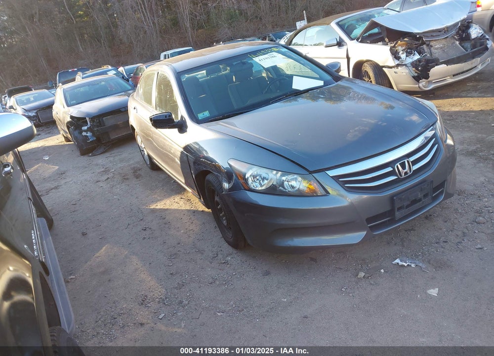 2012 HONDA ACCORD 2.4 LX VIN: 1HGCP2F33CA114600