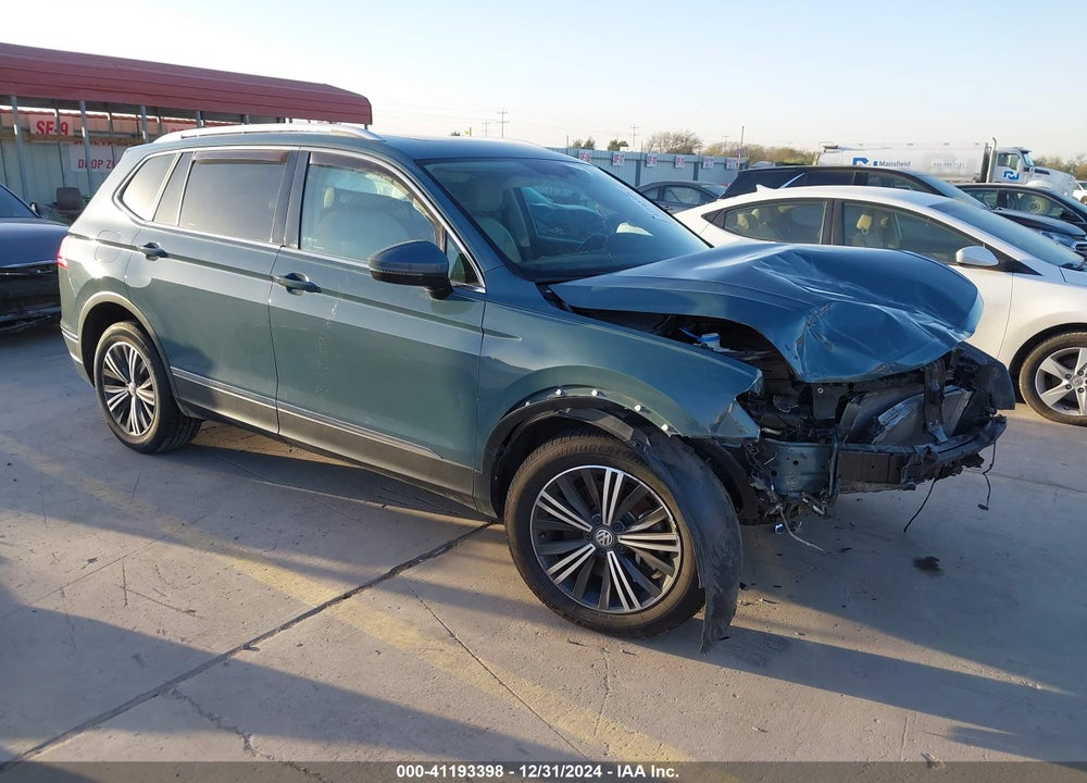 2019 VOLKSWAGEN TIGUAN 2.0T SE/2.0T SEL/2.0T SEL R-LINE/2.0T SEL R-LINE BLACK VIN: 3VV3B7AXXKM079965
