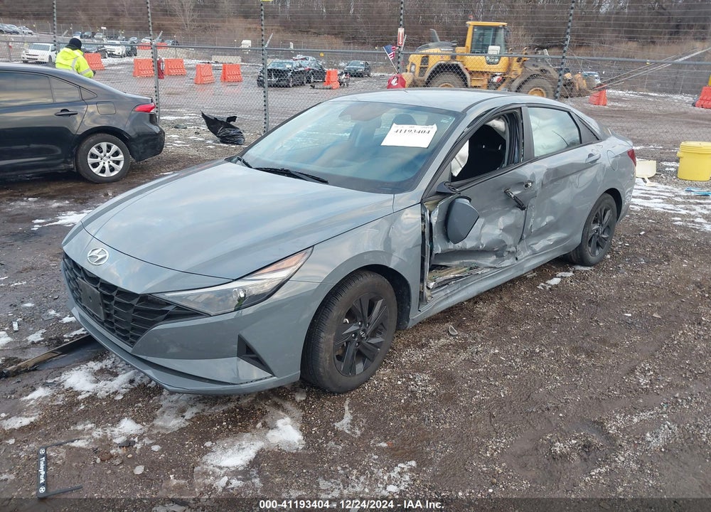 2021 HYUNDAI ELANTRA SEL VIN: KMHLM4AG4MU123296