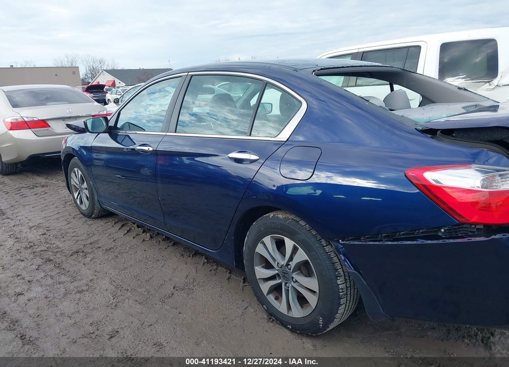 2015 HONDA ACCORD LX VIN: 1HGCR2F39FA247358