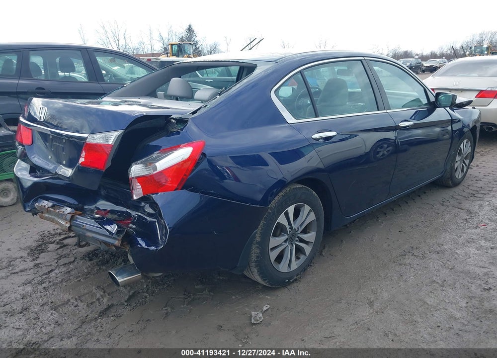 2015 HONDA ACCORD LX VIN: 1HGCR2F39FA247358