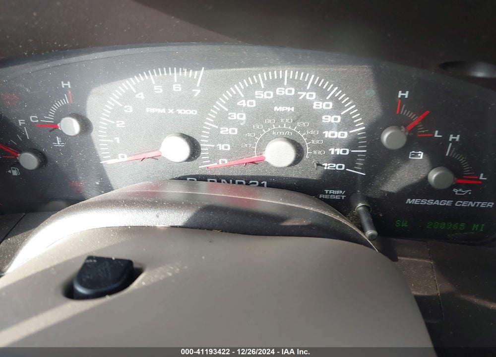 2004 FORD EXPEDITION XLT VIN: 1FMRU15W64LB80373