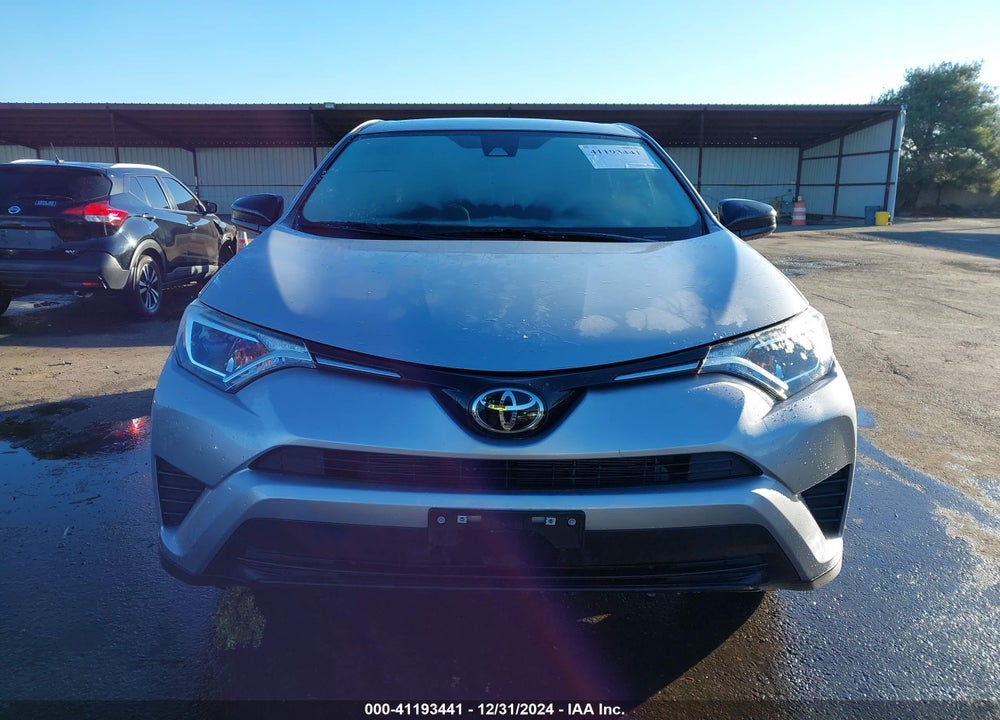 2018 TOYOTA RAV4 LE VIN: JTMZFREV5JJ186662