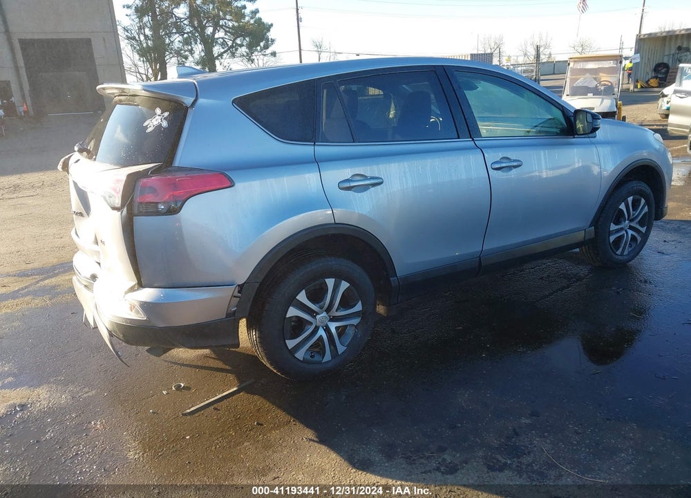 2018 TOYOTA RAV4 LE VIN: JTMZFREV5JJ186662