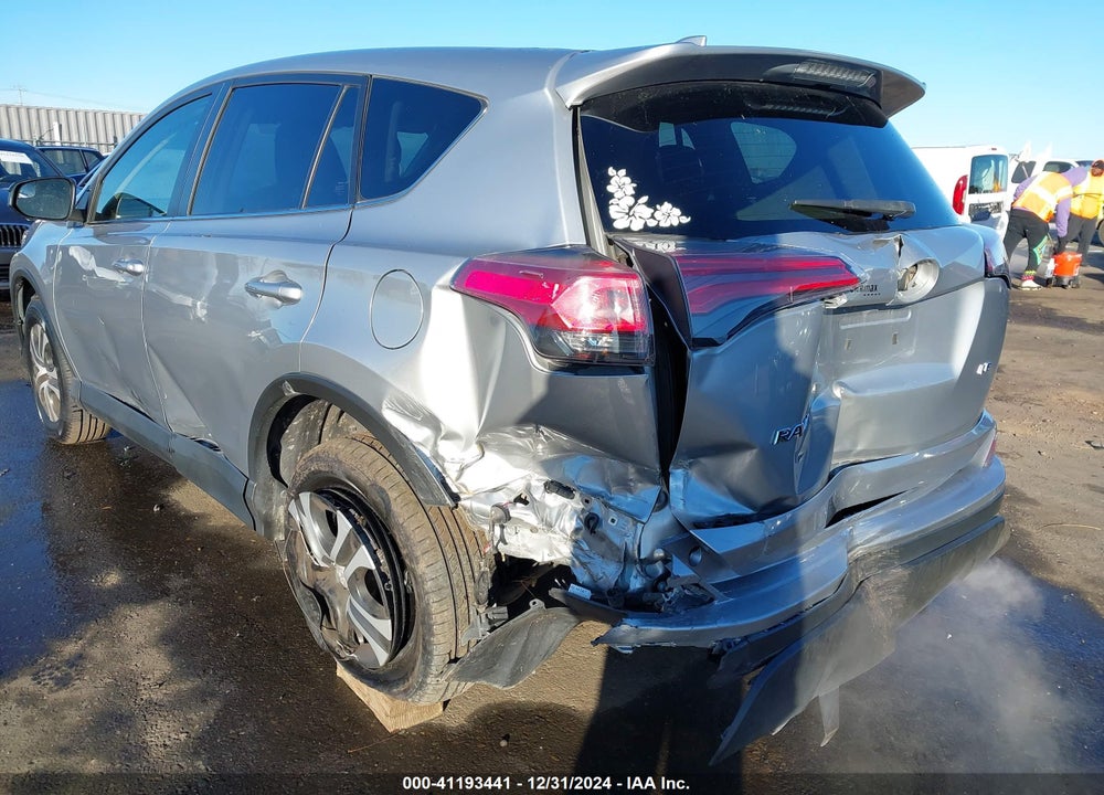 2018 TOYOTA RAV4 LE VIN: JTMZFREV5JJ186662