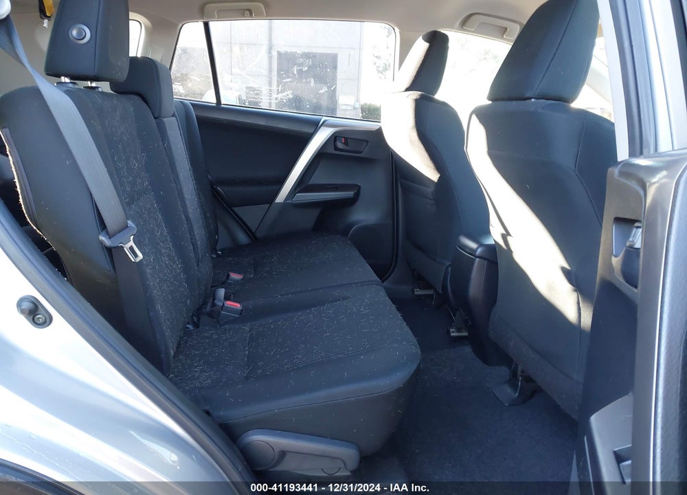 2018 TOYOTA RAV4 LE VIN: JTMZFREV5JJ186662