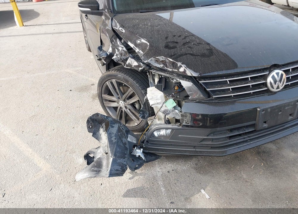 2018 VOLKSWAGEN JETTA VIN: 3VWL17AJ4JM230839