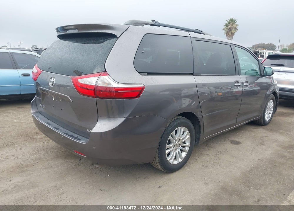 2015 TOYOTA SIENNA XLE LIMITED VIN: 5TDYK3DC7FS660142