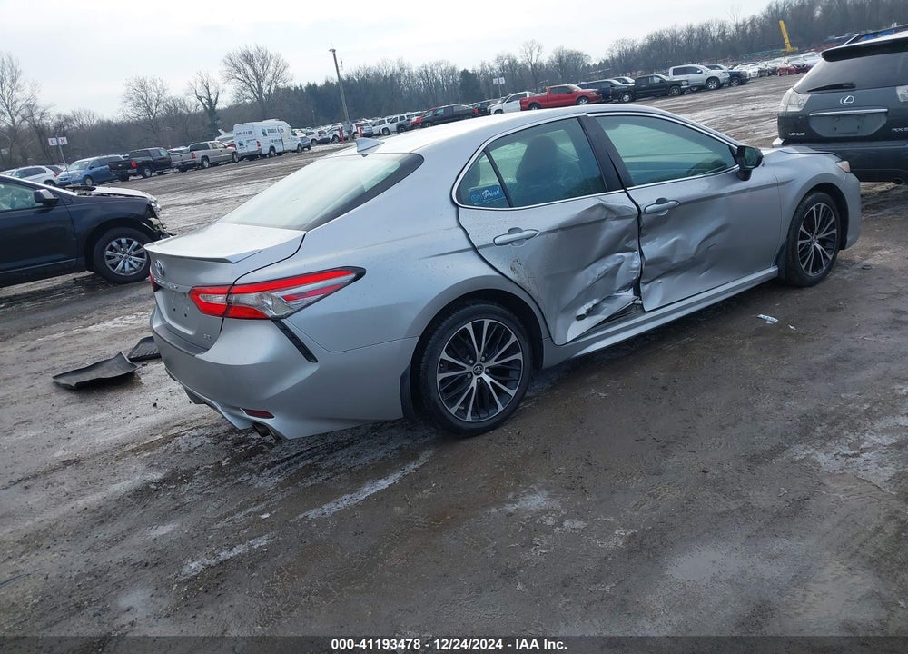 2019 TOYOTA CAMRY VIN: 4T1B11HK5KU761812