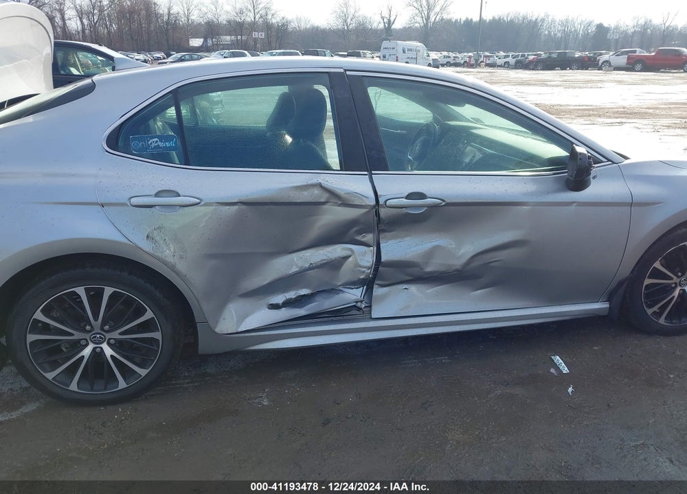2019 TOYOTA CAMRY VIN: 4T1B11HK5KU761812