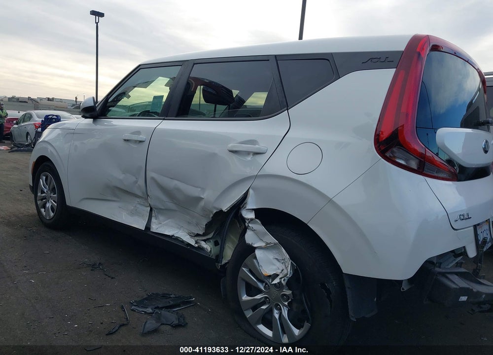 2020 KIA SOUL LX VIN: KNDJ23AU9L7074403