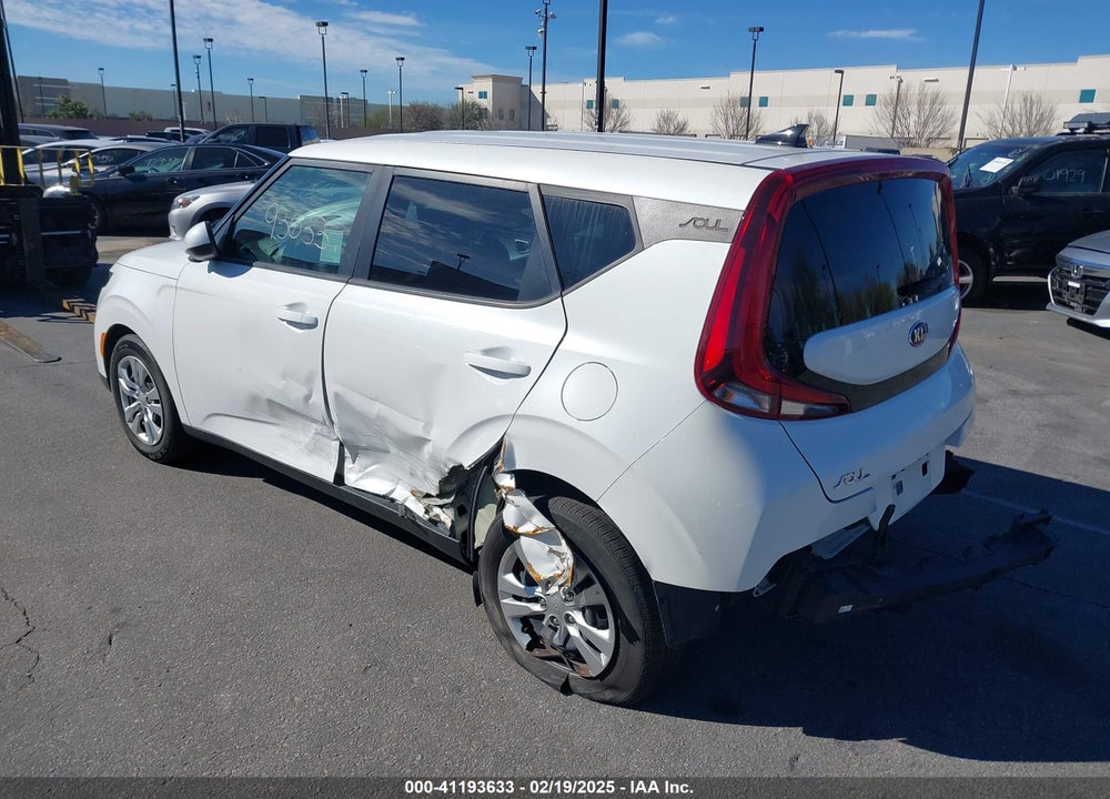 2020 KIA SOUL LX VIN: KNDJ23AU9L7074403