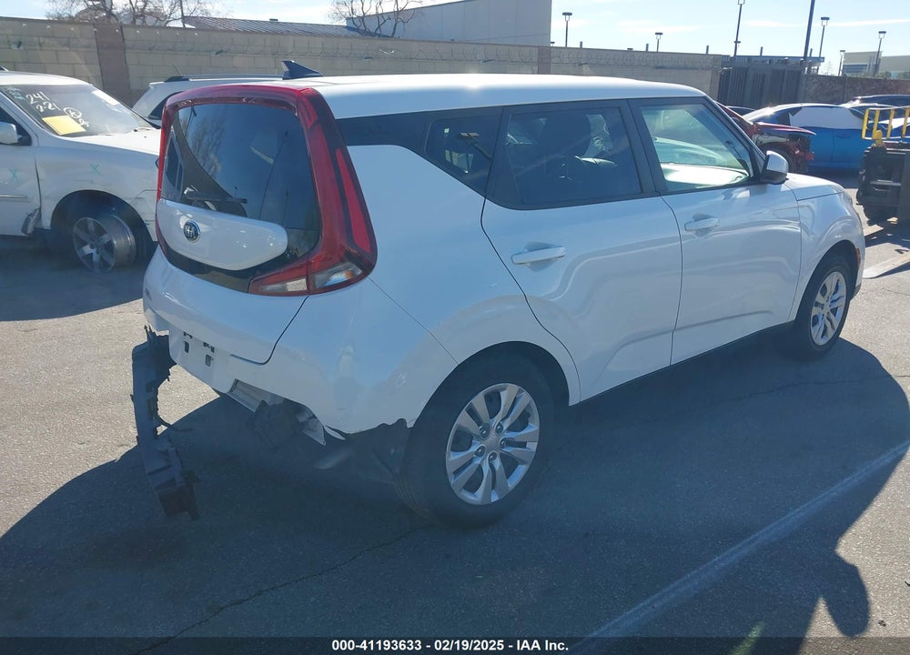 2020 KIA SOUL LX VIN: KNDJ23AU9L7074403
