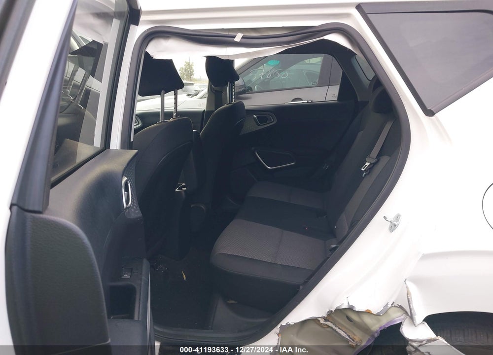 2020 KIA SOUL LX VIN: KNDJ23AU9L7074403
