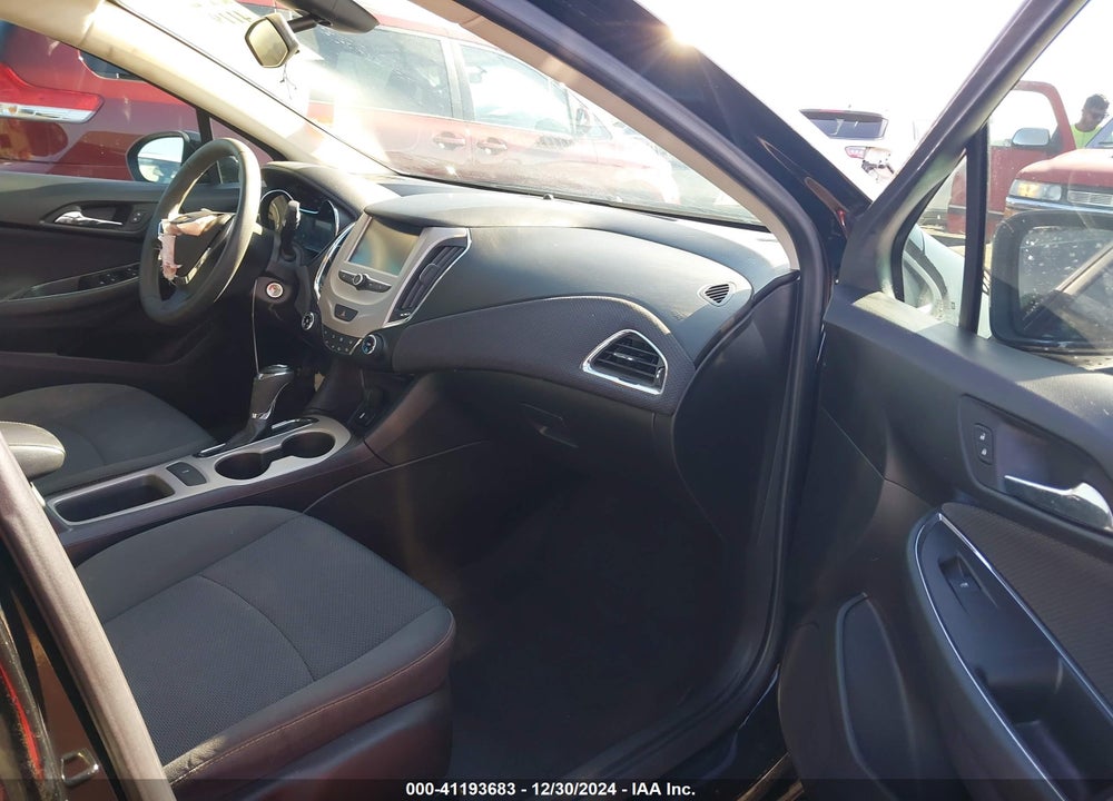 2018 CHEVROLET CRUZE LS AUTO VIN: 1G1BC5SM6J7215672