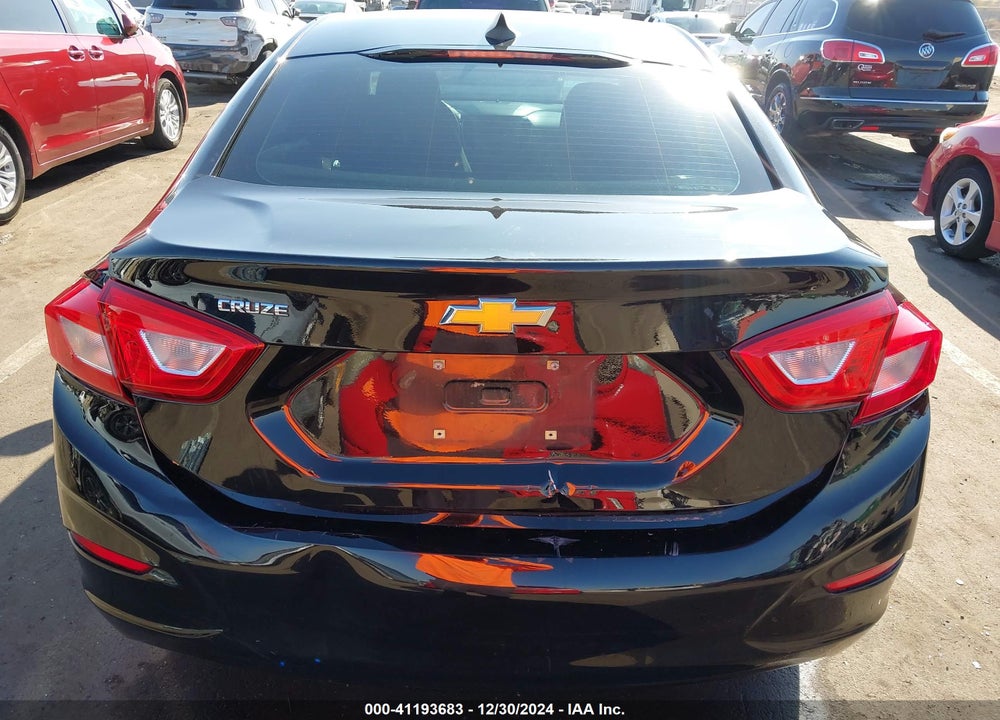 2018 CHEVROLET CRUZE LS AUTO VIN: 1G1BC5SM6J7215672