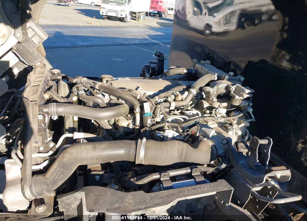2021 ISUZU NPR XD VIN: JALC4W160M7K01576